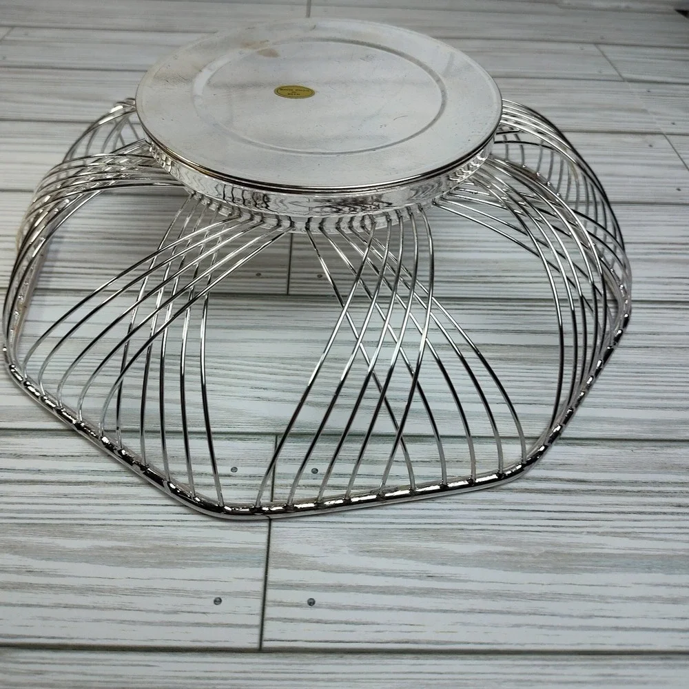 Vintage‎ MCM Silver Plated Bread Fruit Basket Beautiful Silver Plated Wire